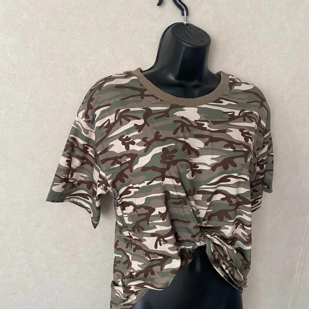 Dance & Marvel Green Camouflage Front Twist Crop Top Shirt for Women SMALL - Picture 5 of 8